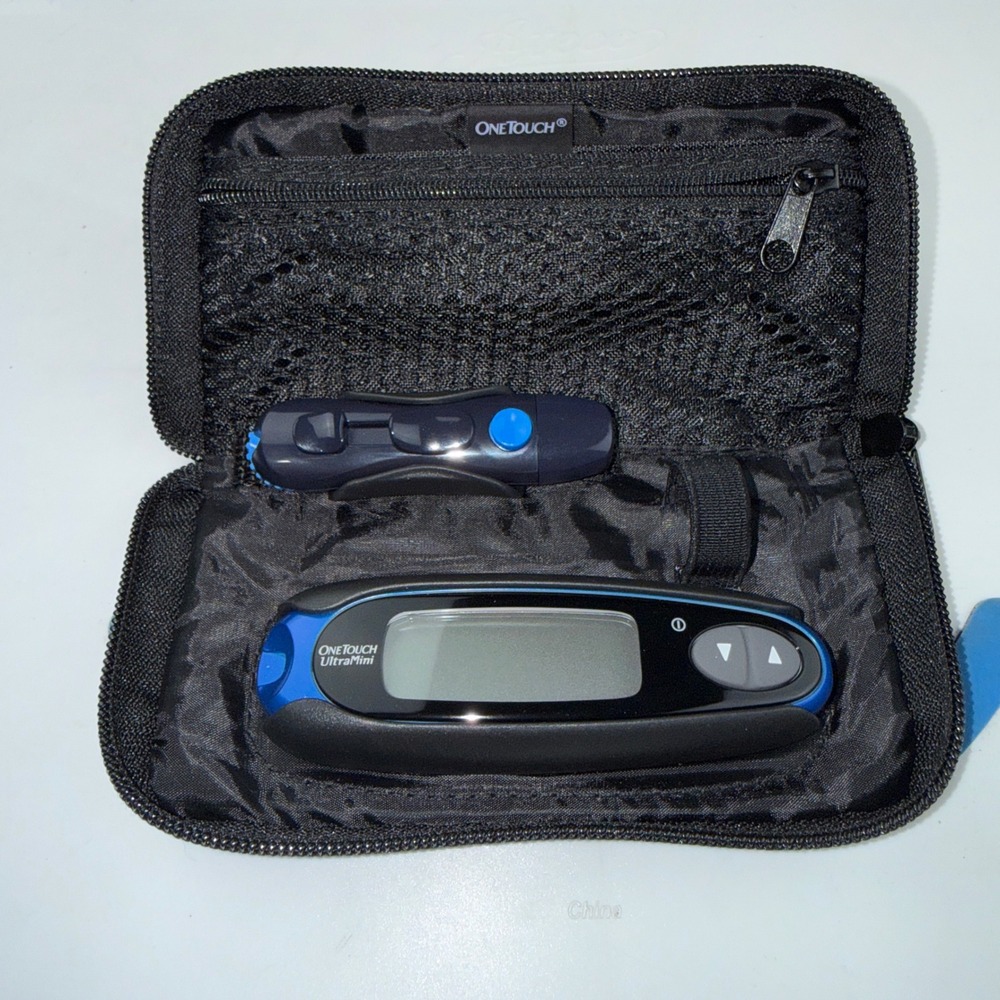 OneTouch UltraMini Blood Glucose Meter Blue with Delica Lancing Device and Case